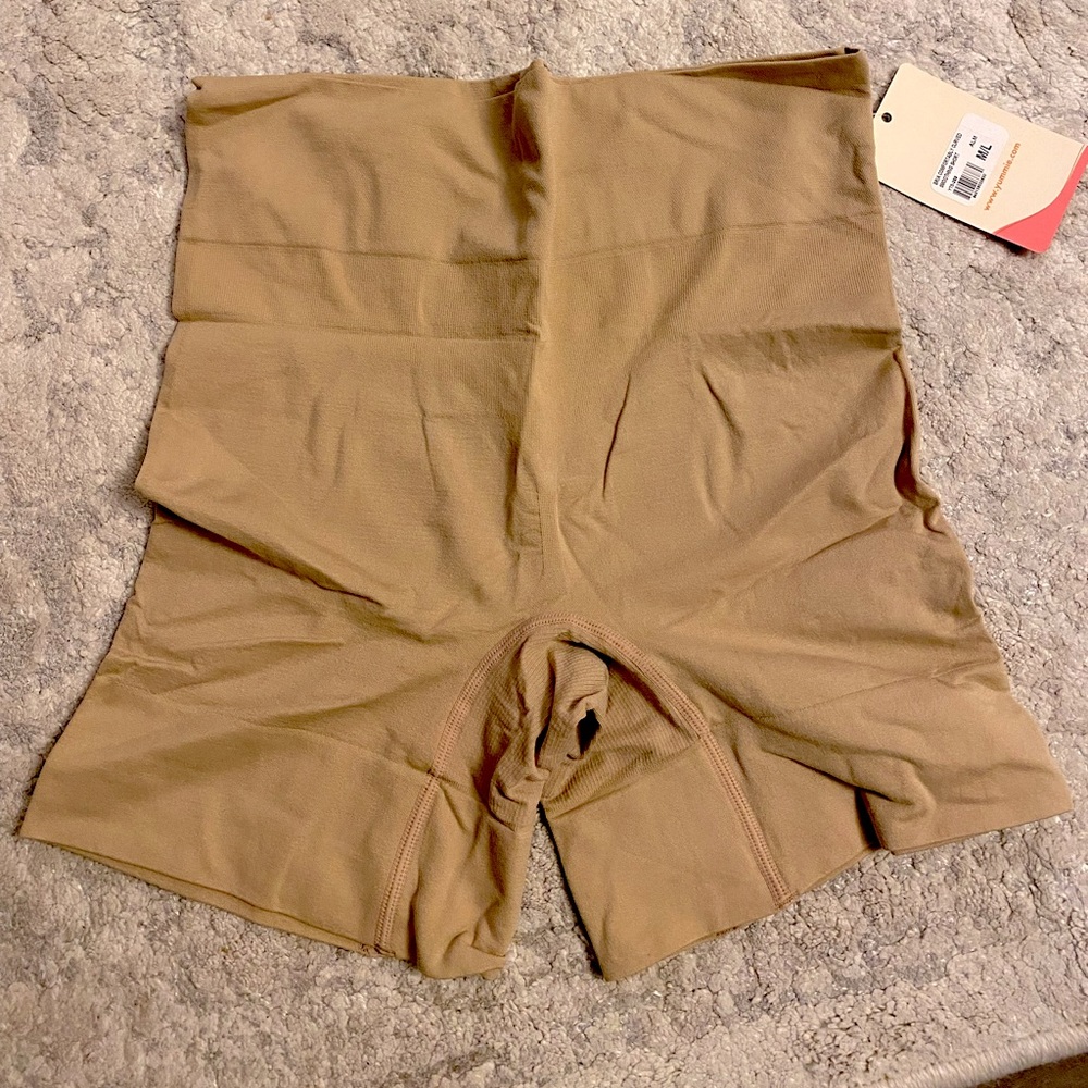 NWT- Yummie Shapewear Shorts